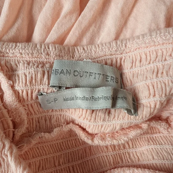 Urban Outfitters peach blouse - Picture 3 of 5